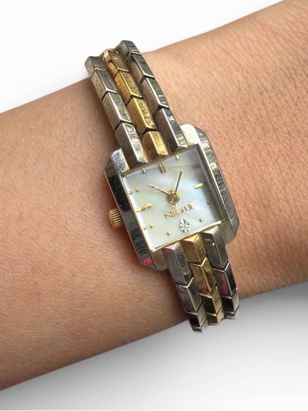 Vintage Elgin Two Tone Gold & Silver Square Face Ladies Watch Pearl Face - Picture 6 of 7